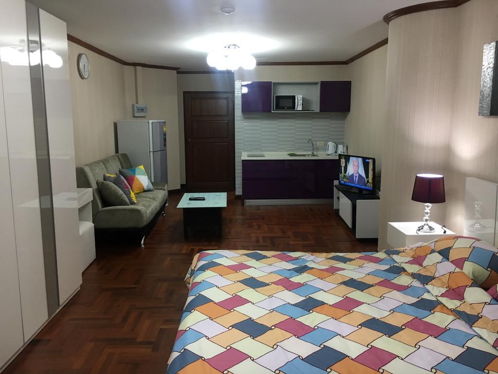 Sky Beach Apartment Pattaya Exterior photo
