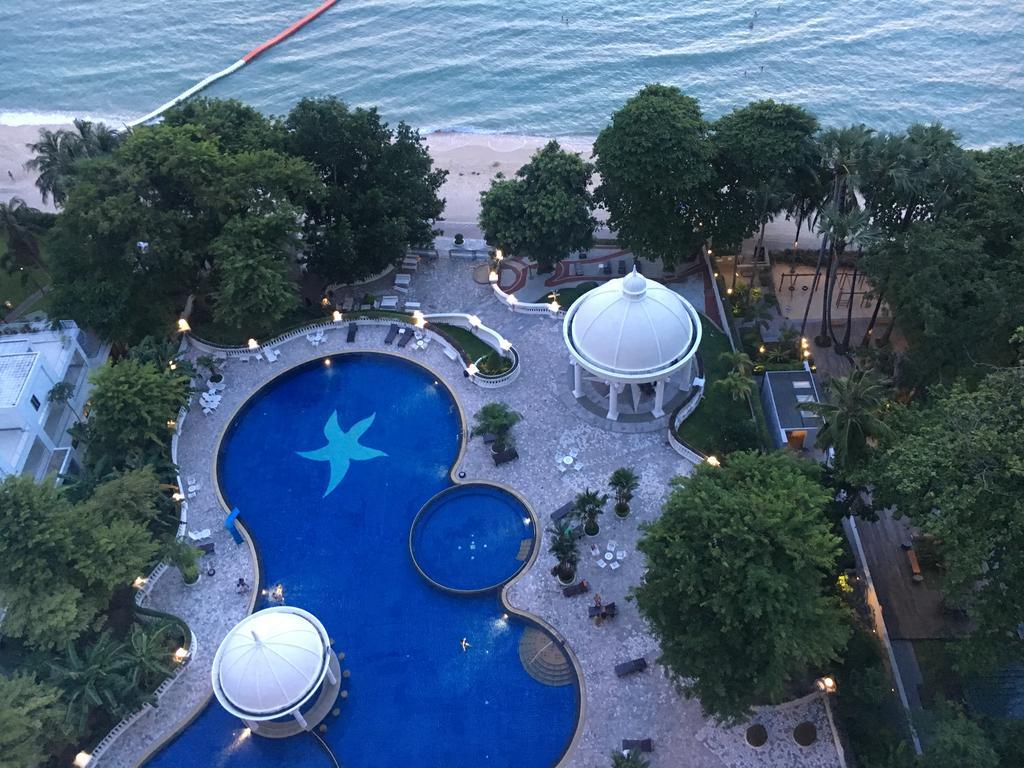 Sky Beach Apartment Pattaya Exterior photo