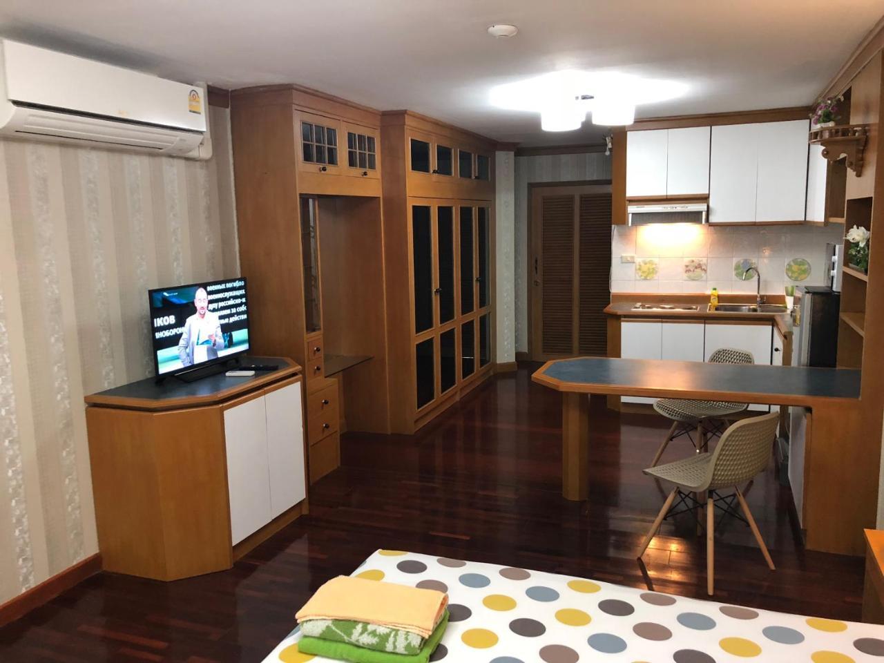 Sky Beach Apartment Pattaya Exterior photo